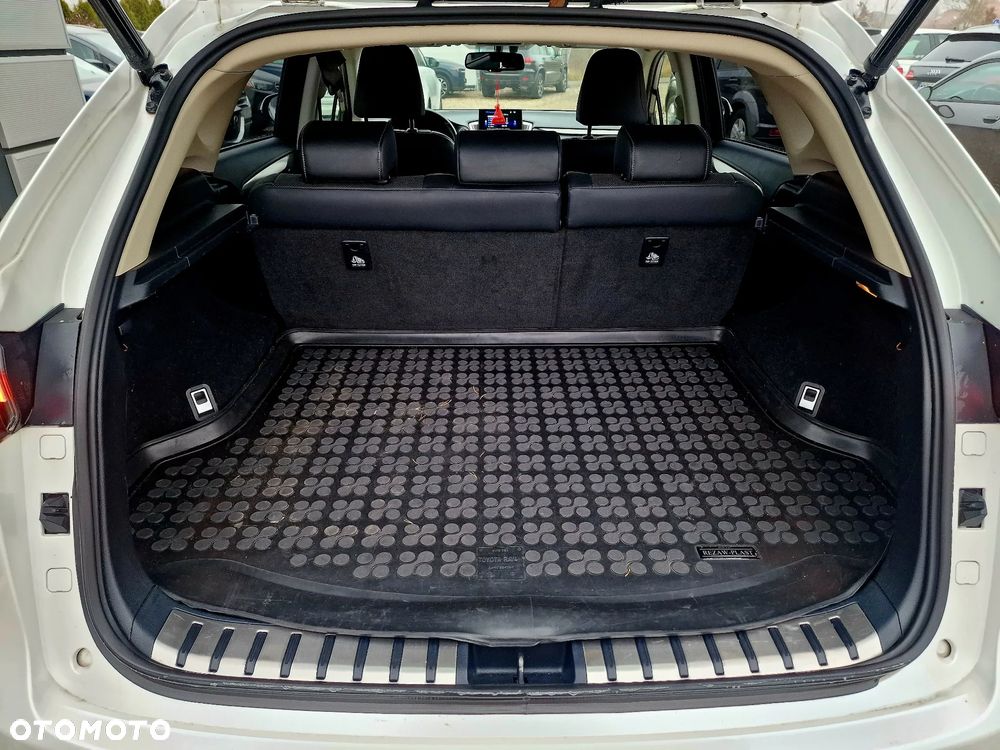 Lexus NX 200t Elegance AWD - 28