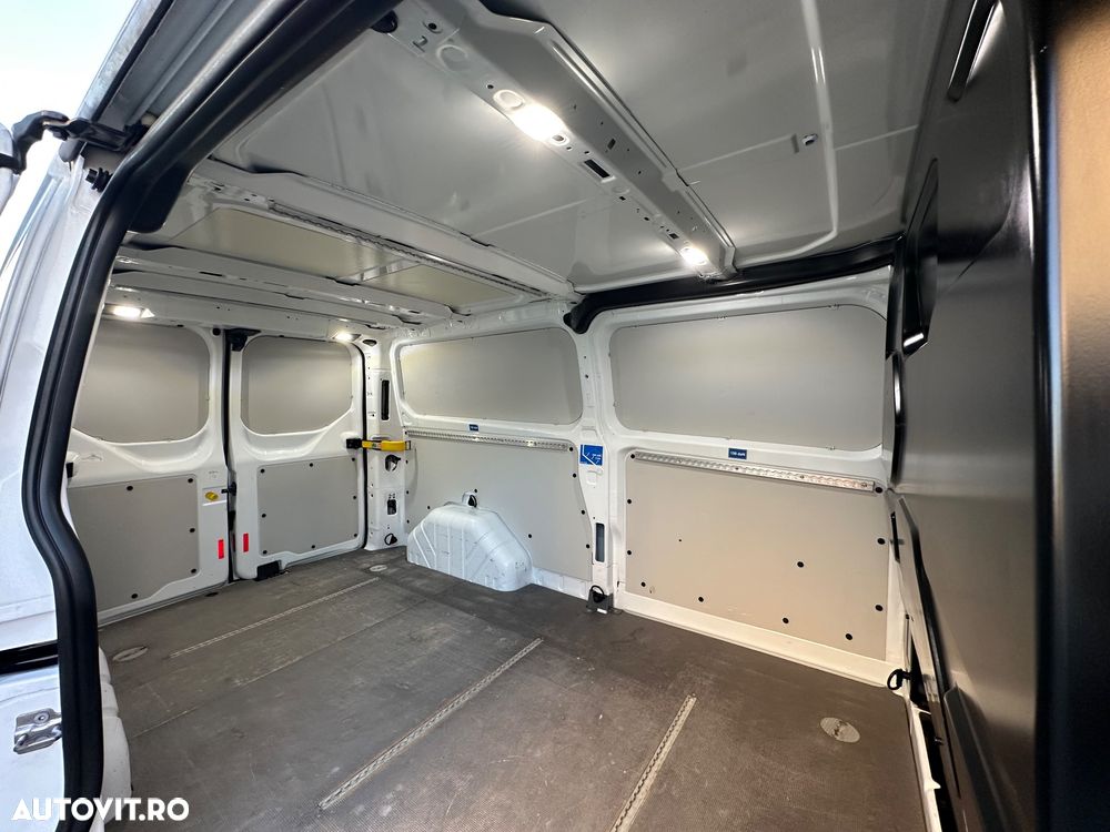 Ford Transit Custom - 38
