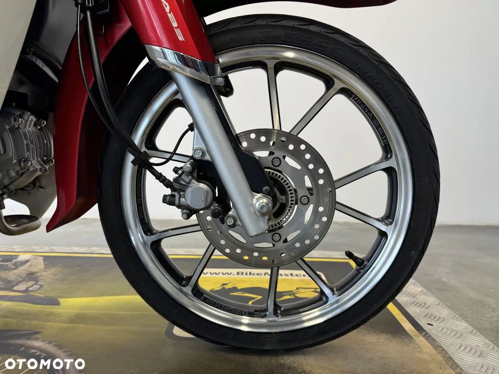 Honda Super Cub - 8