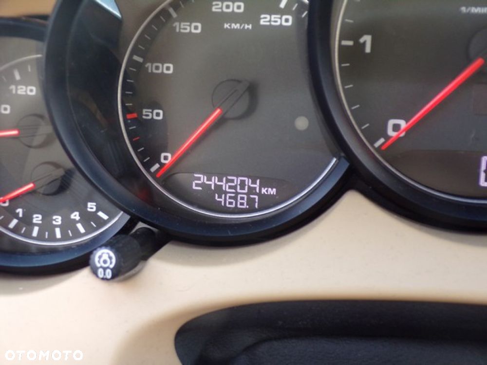 Części - Porsche Cayenne 2 II 92A 3.0 TDI 245 KM 10R - 7