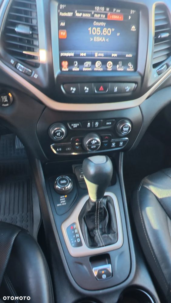 Jeep Cherokee 3.2 V6 Pentastar Active Drive I Automatik Limited - 11