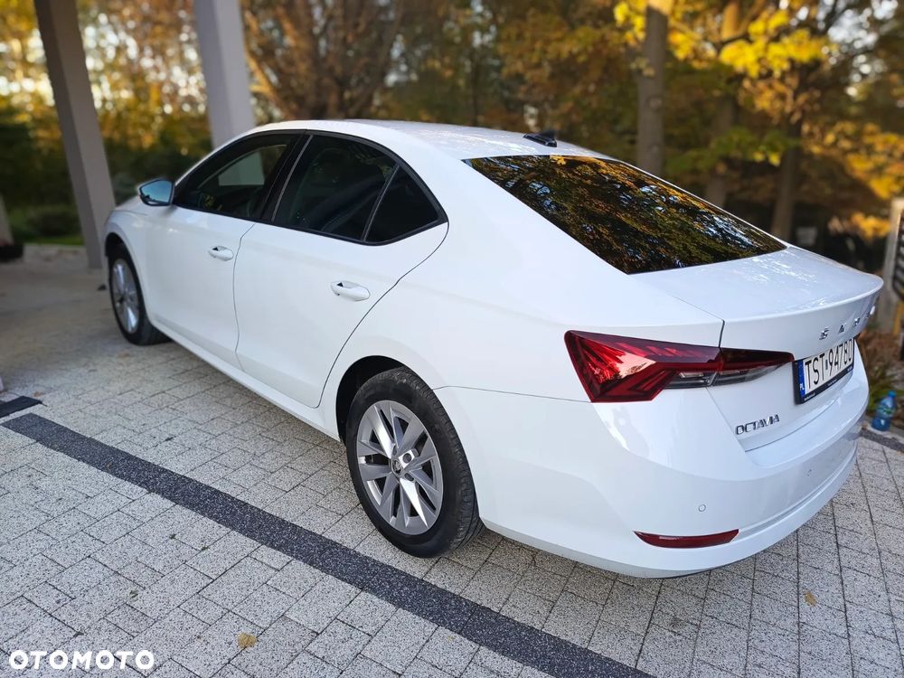 Skoda Octavia 1.5 TSI ACT Ambition - 4