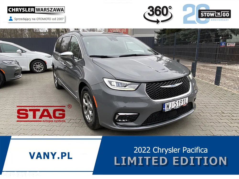 Chrysler Pacifica - 1