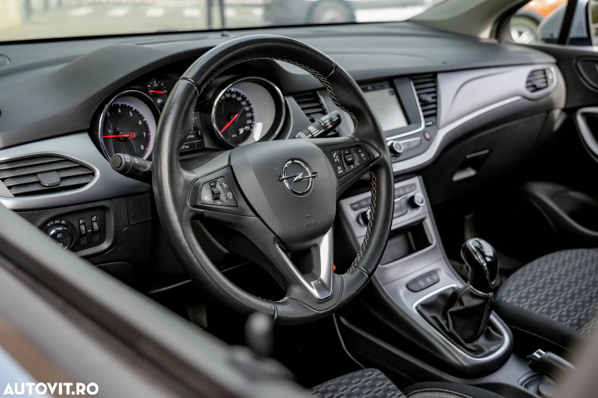 Opel Astra 1.2 Turbo Start/Stop Business Elegance - 5