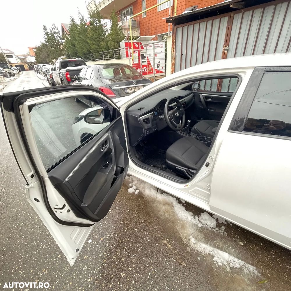 Toyota Corolla 1.4 D-4D Luna - 9