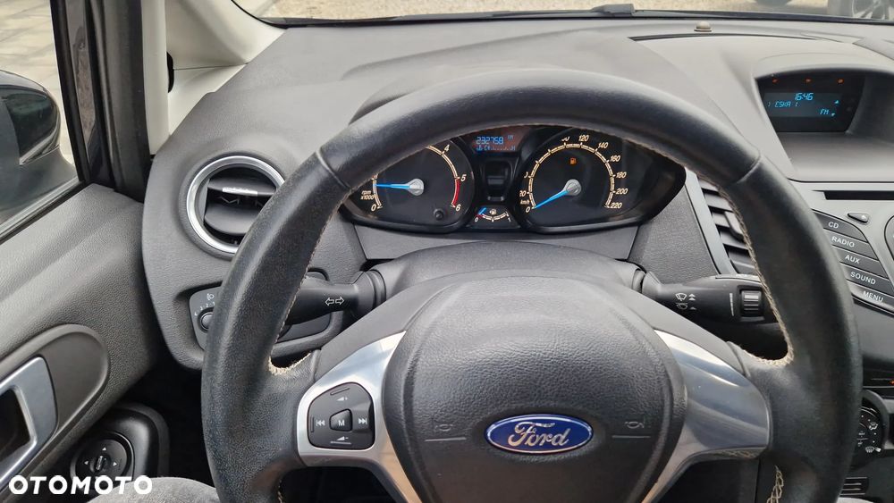 Ford Fiesta 1.5 TDCi Titanium - 19