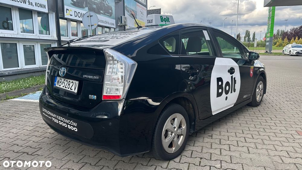 Toyota Prius 1.8 HSD Prestige - 4