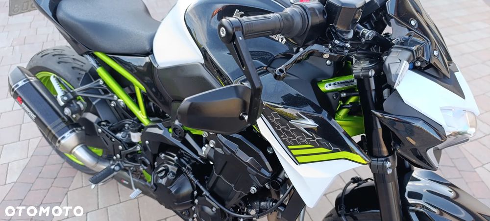 Kawasaki Z 900 - 22