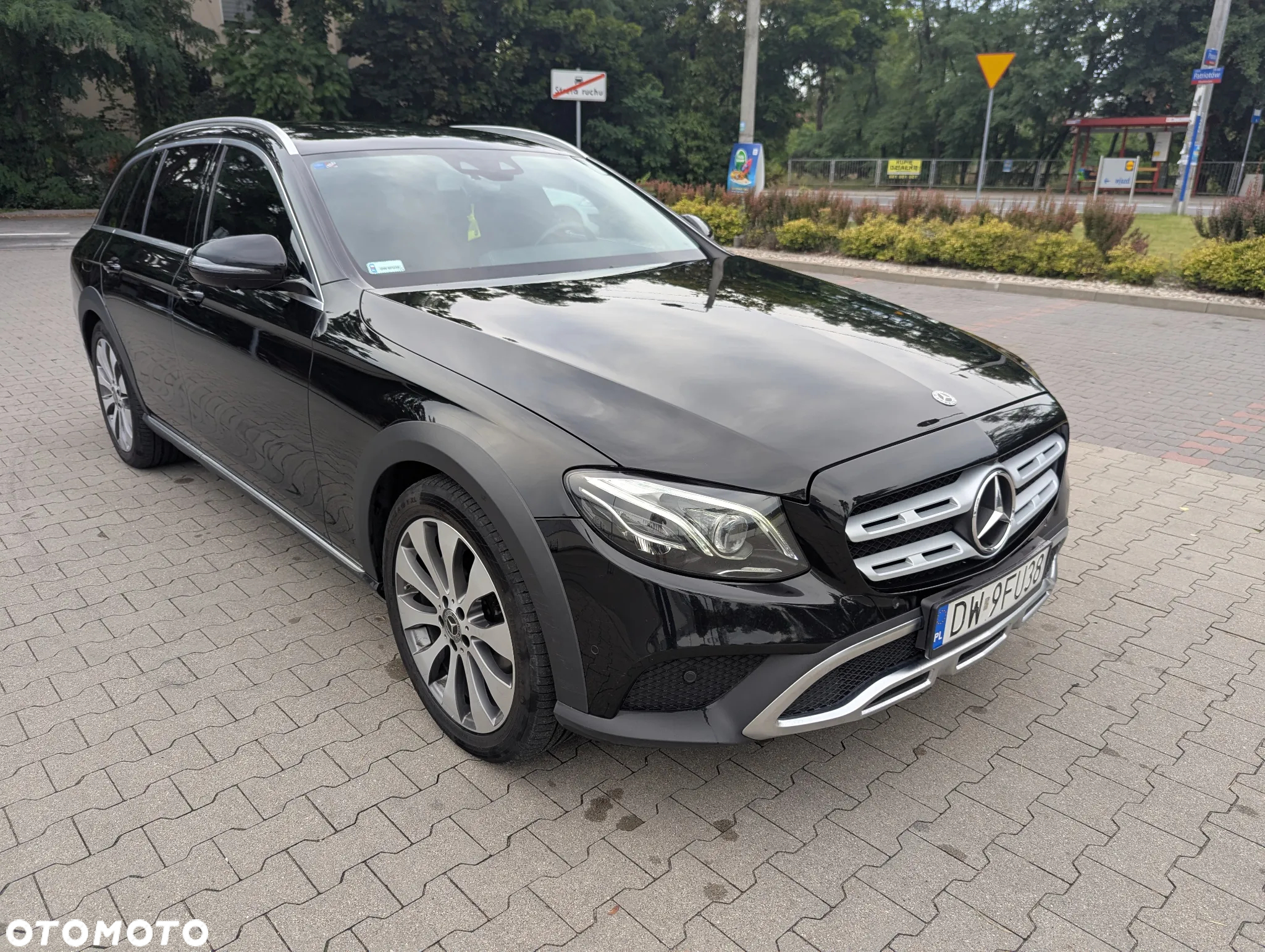 Mercedes-Benz Klasa E 220 d 4-Matic All-Terrain - 7