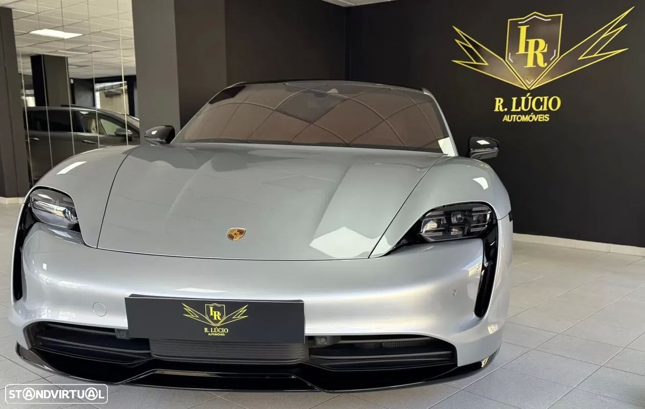 Porsche Taycan 4S - 8