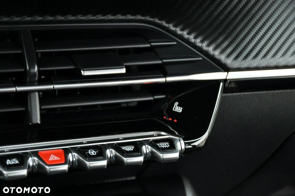 Peugeot 208 - 34