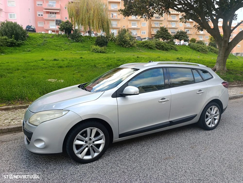 Renault Mégane Sport Tourer 1.5 dCi Dynamique S - 2