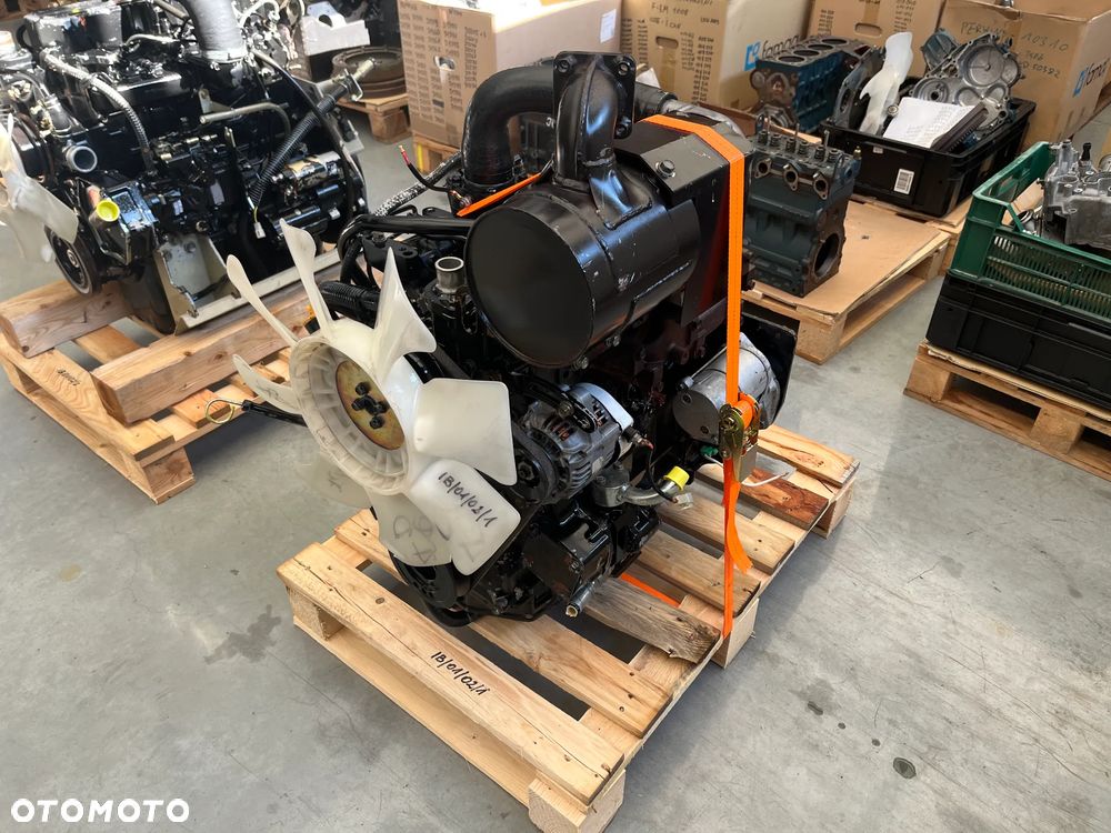 SILNIK Yanmar 4TNE84-TRZ2C 42.7 kVA 4TNE 84 1,995L cena 14000netto - 9