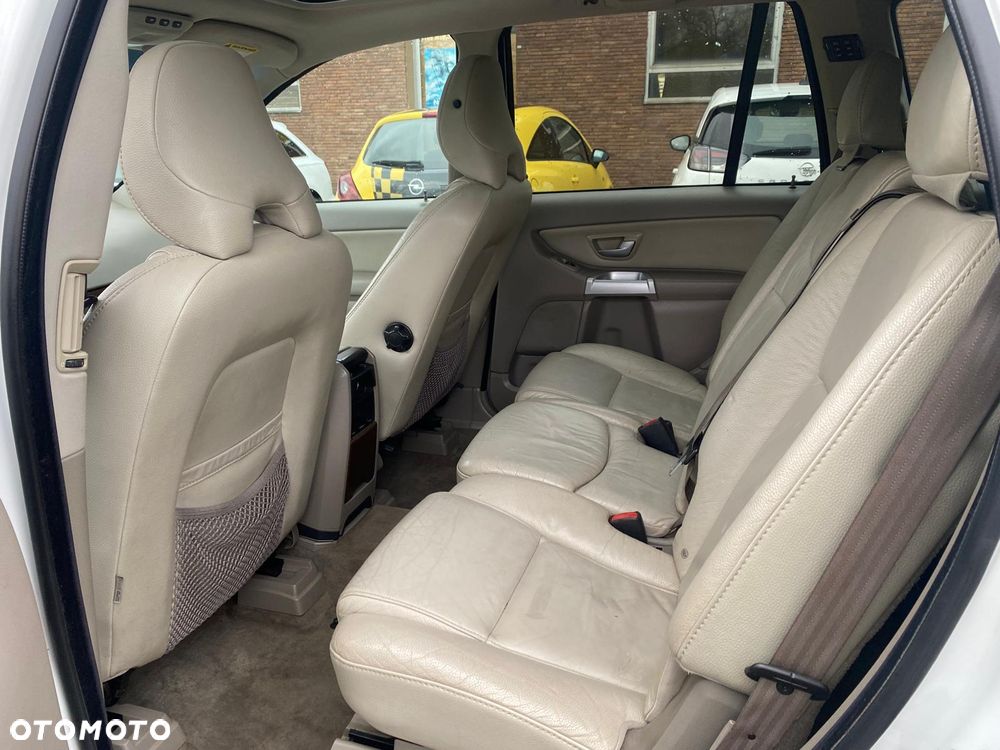 Volvo XC 90 4.4 V8 AWD Executive - 8