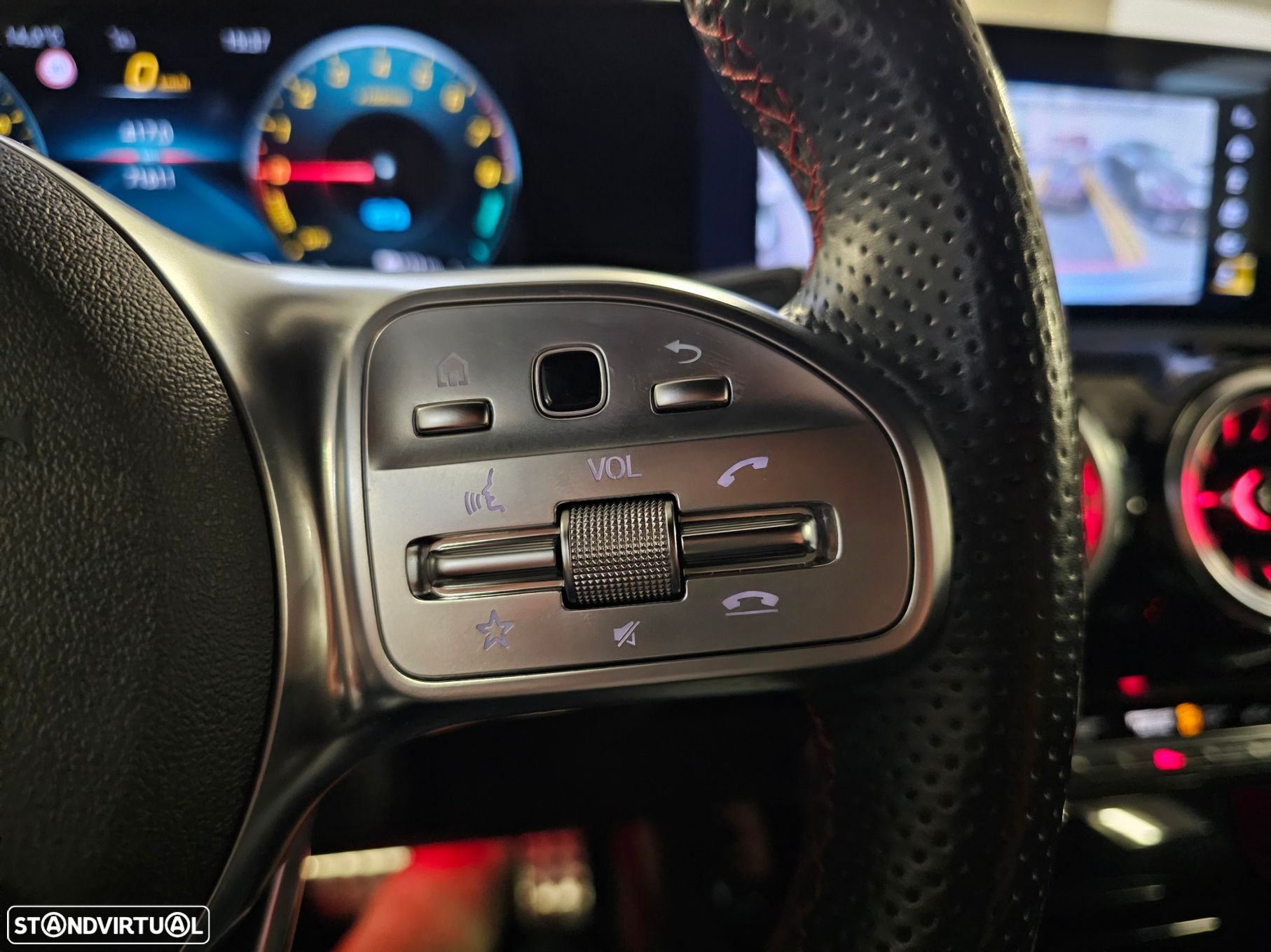 Mercedes-Benz A 250 e 8G-DCT AMG Line Advanced - 23
