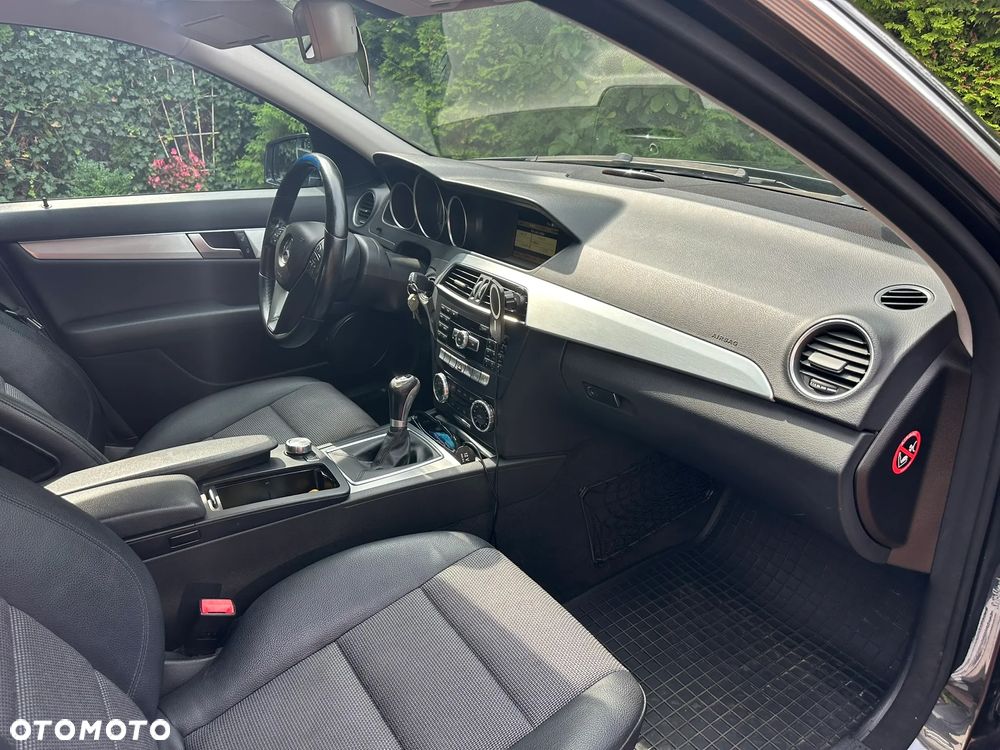 Mercedes-Benz Klasa C 220 (BlueTEC) d 7G-TRONIC Avantgarde - 9