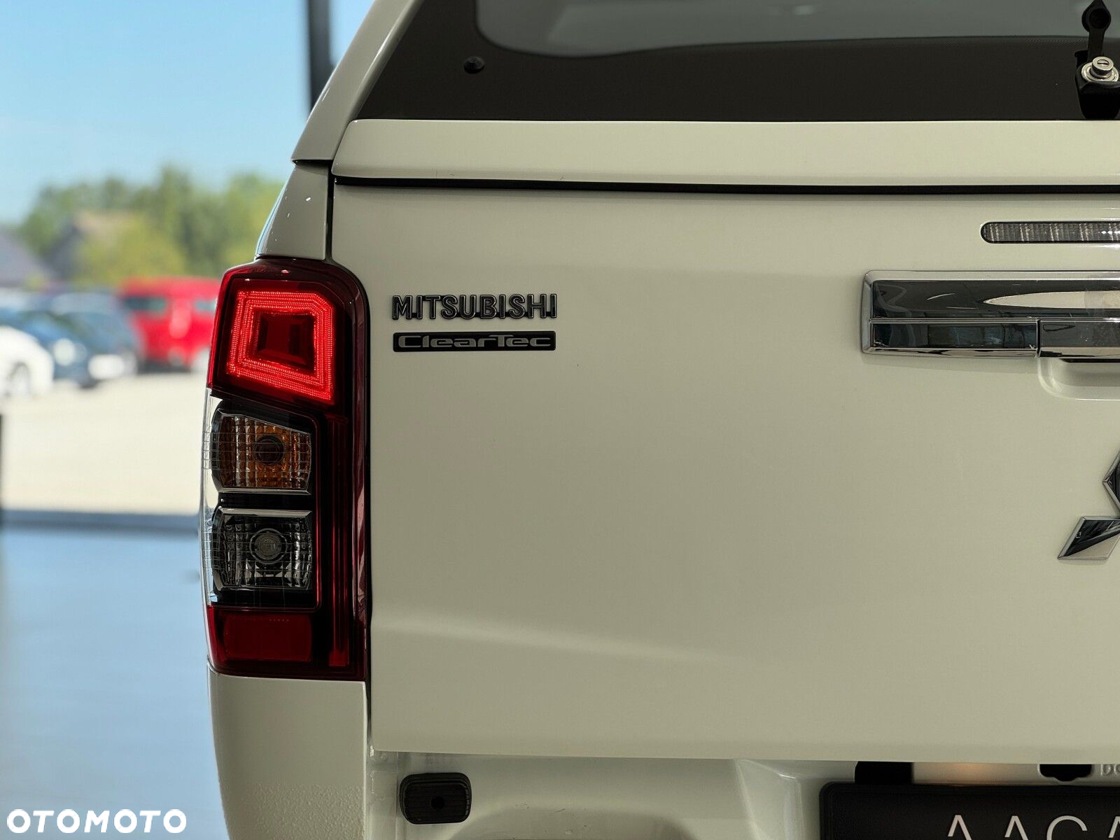 Mitsubishi L200 2.2 d DC Invite - 32