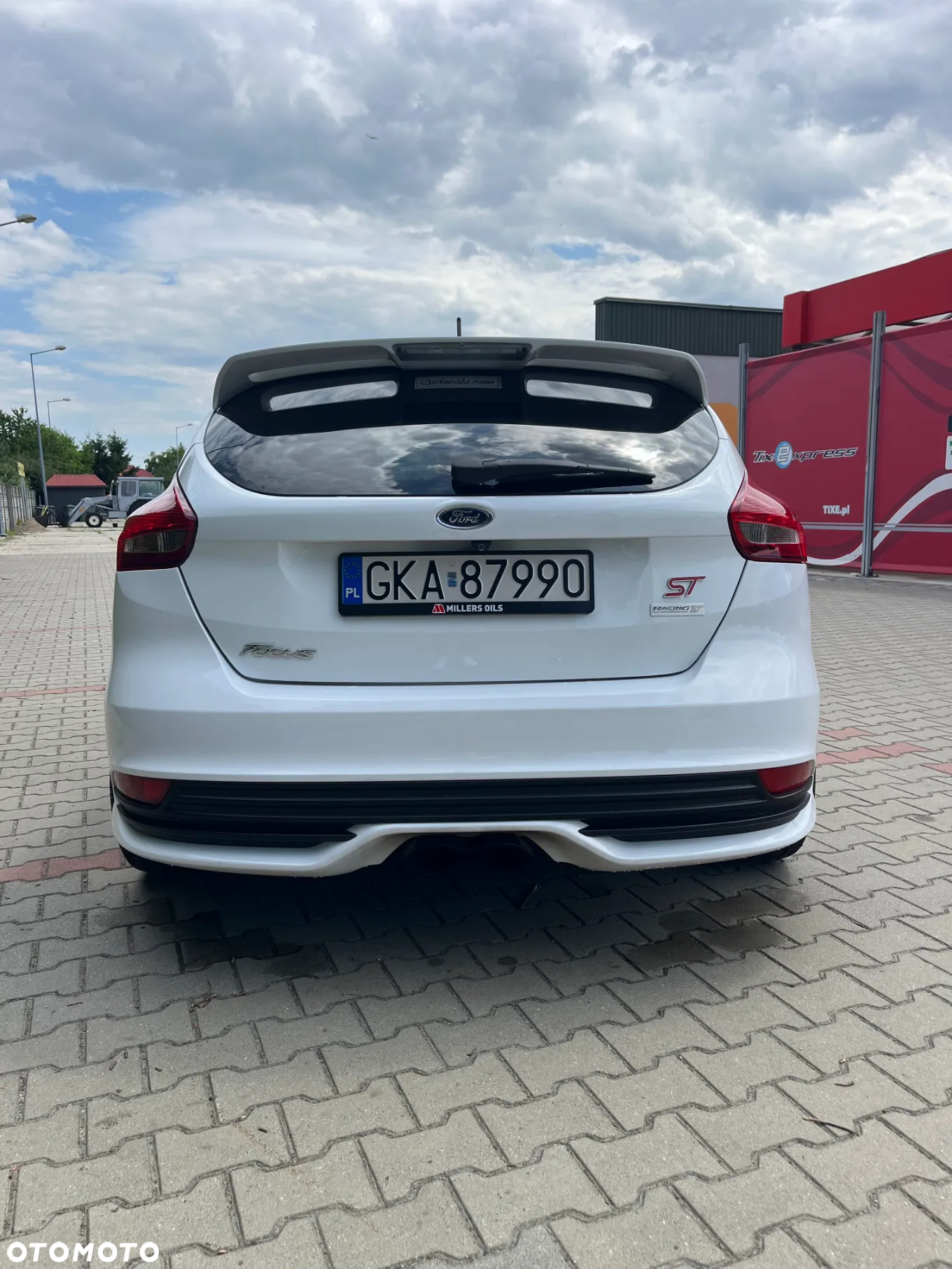 Ford Focus 2.0 EcoBoost ST - 9
