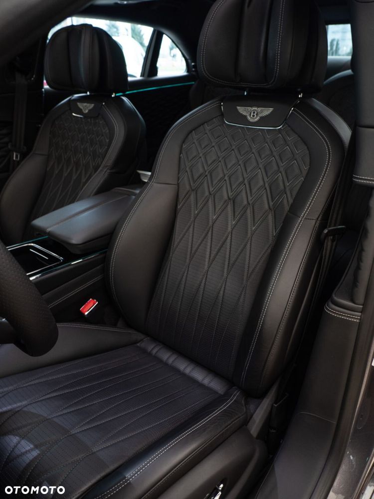 Bentley Flying Spur - 15