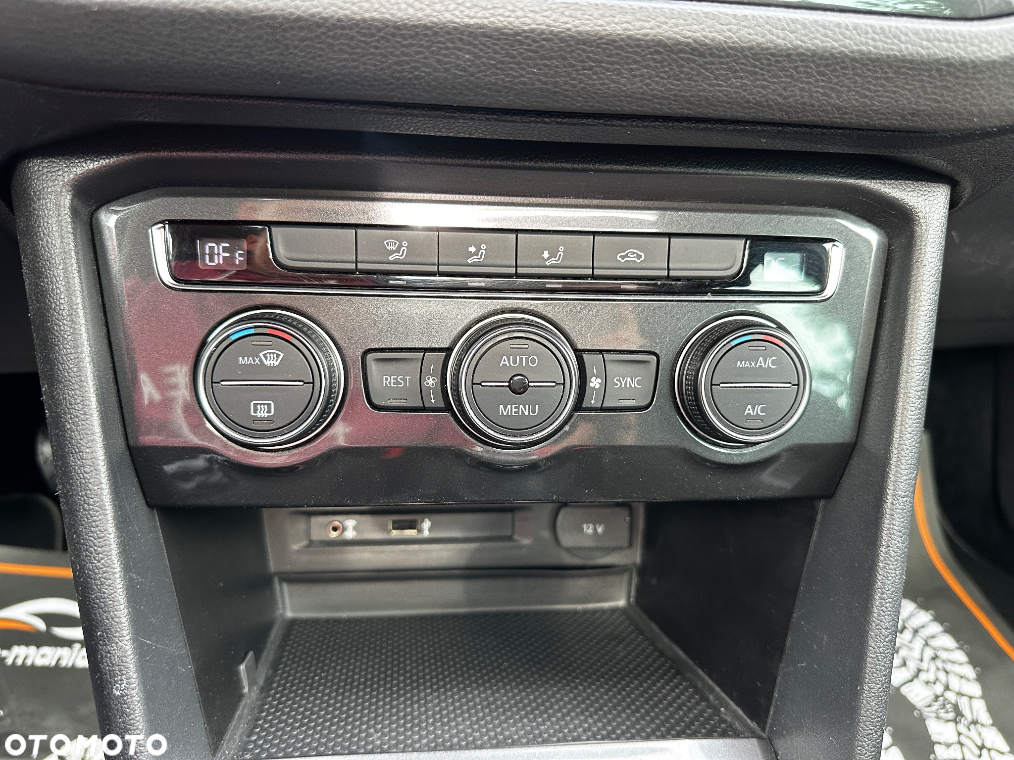 Volkswagen Tiguan 2.0 TDI BMT SCR Comfortline - 32
