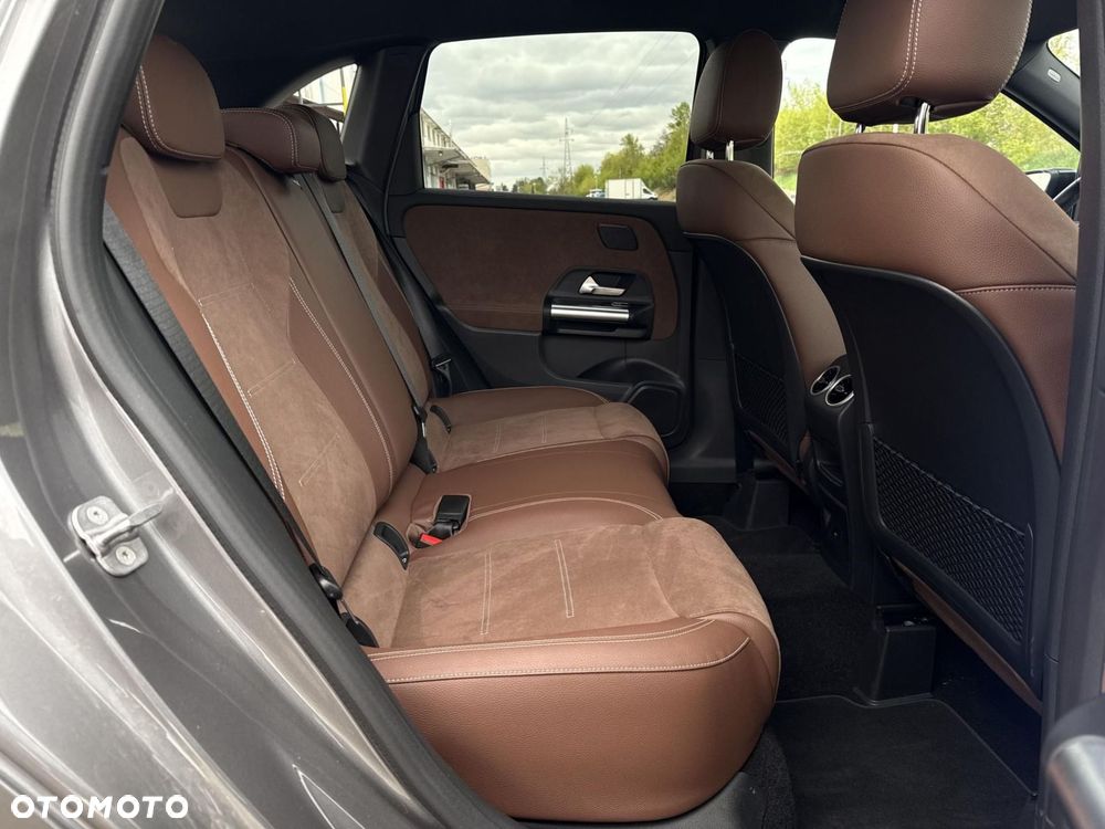 Mercedes-Benz Klasa B - 19