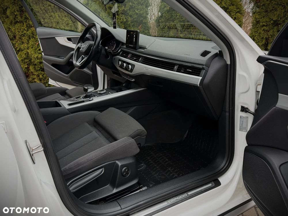 Audi A4 Allroad - 38