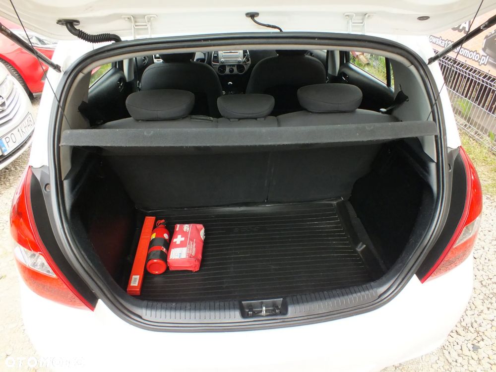 Hyundai i20 - 27