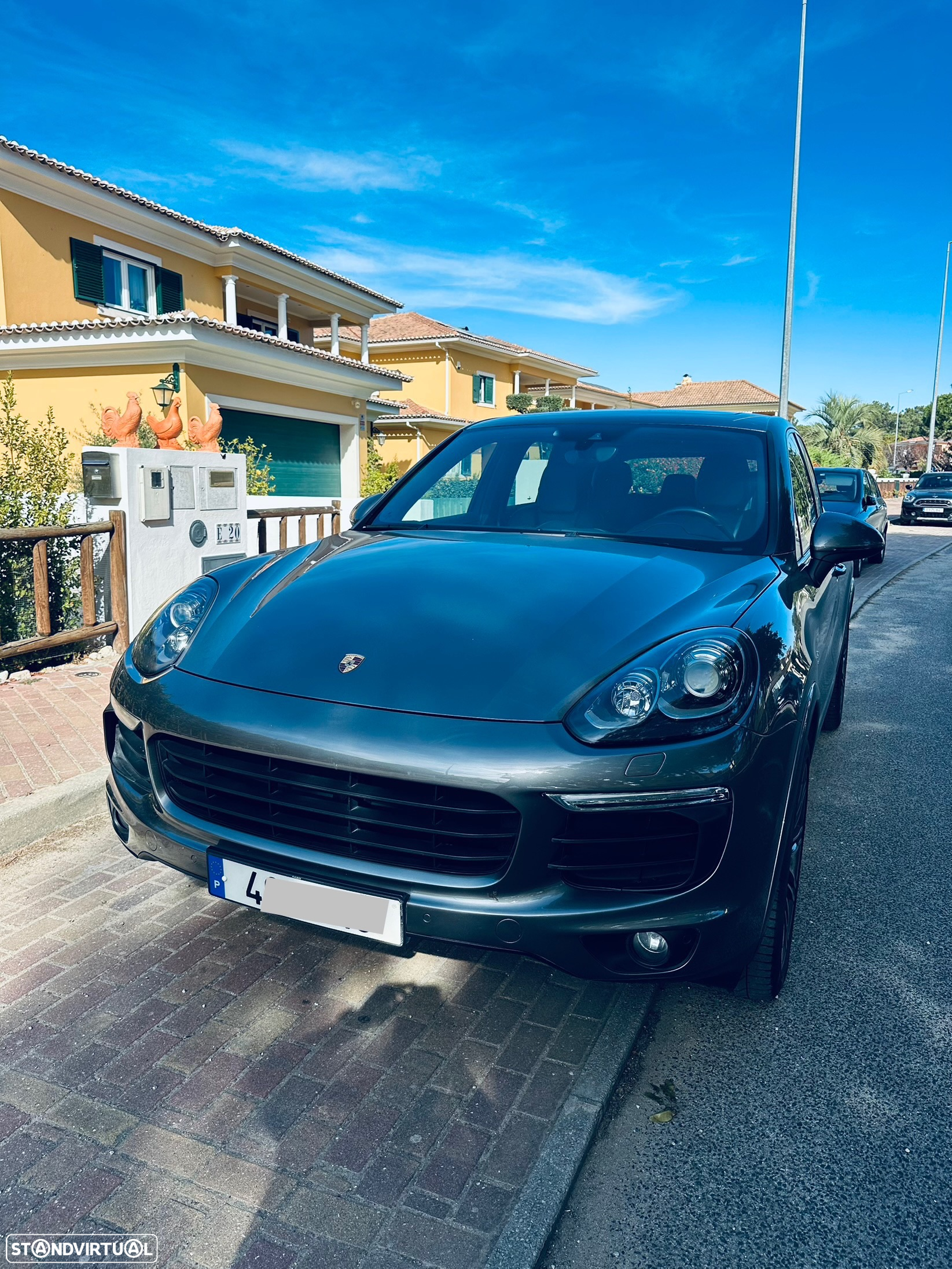 Porsche Cayenne S Hybrid Tiptronic S - 2