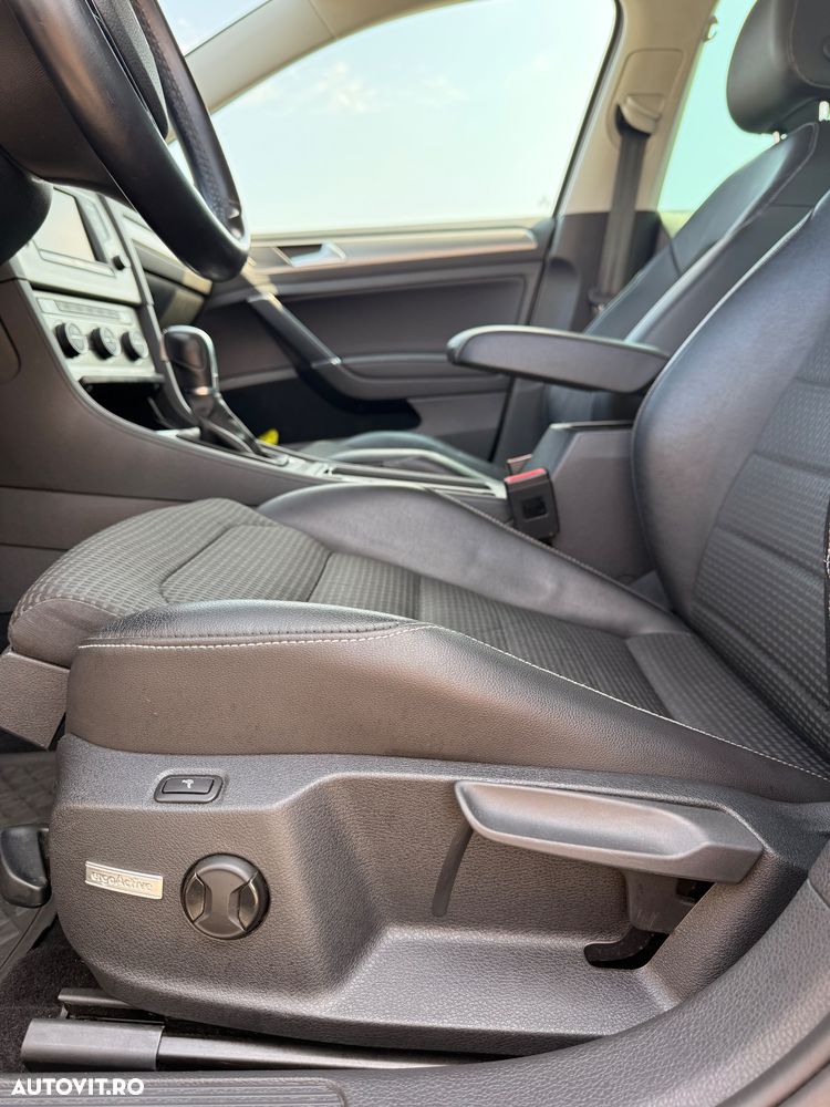 Volkswagen Golf 1.2 TSI DSG Comfortline - 10