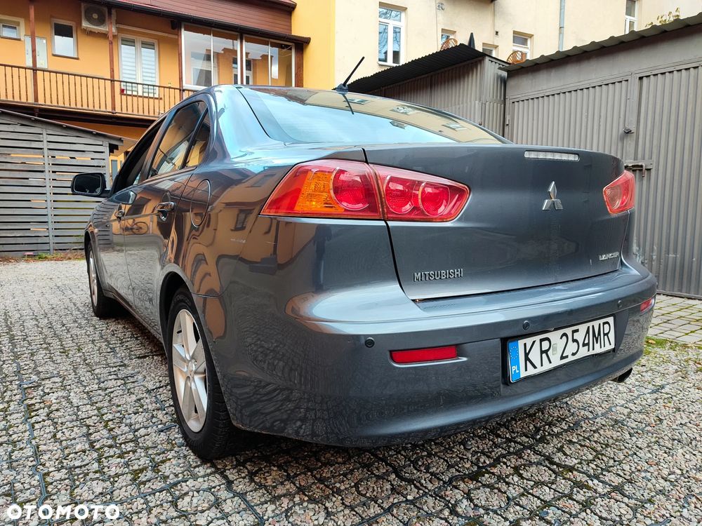 Mitsubishi Lancer 1.8 Inform - 4