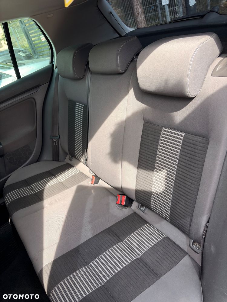 Volkswagen Golf 1.9 TDI Comfortline - 11