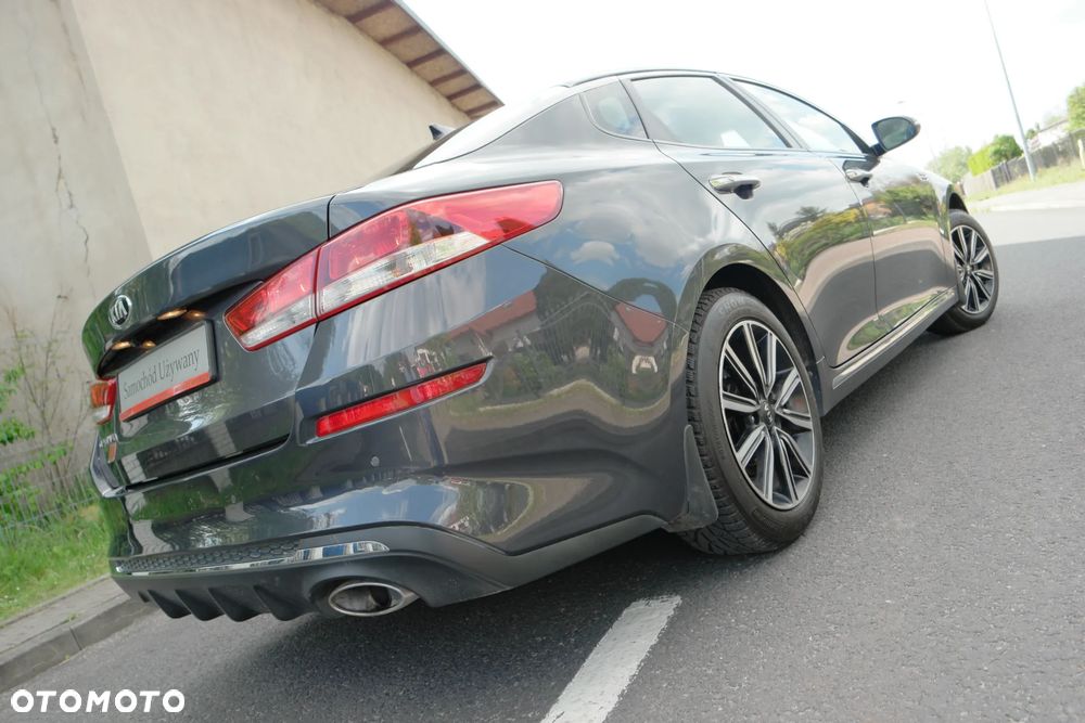 Kia Optima - 35