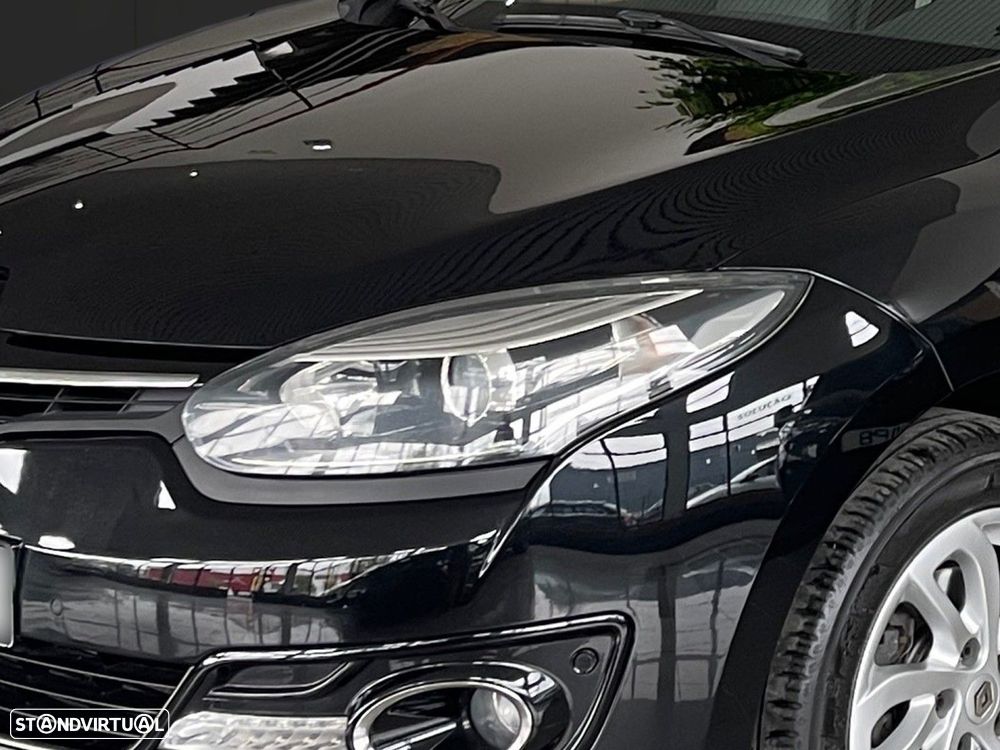 Renault Mégane 1.5 dCi Bose Edition - 13