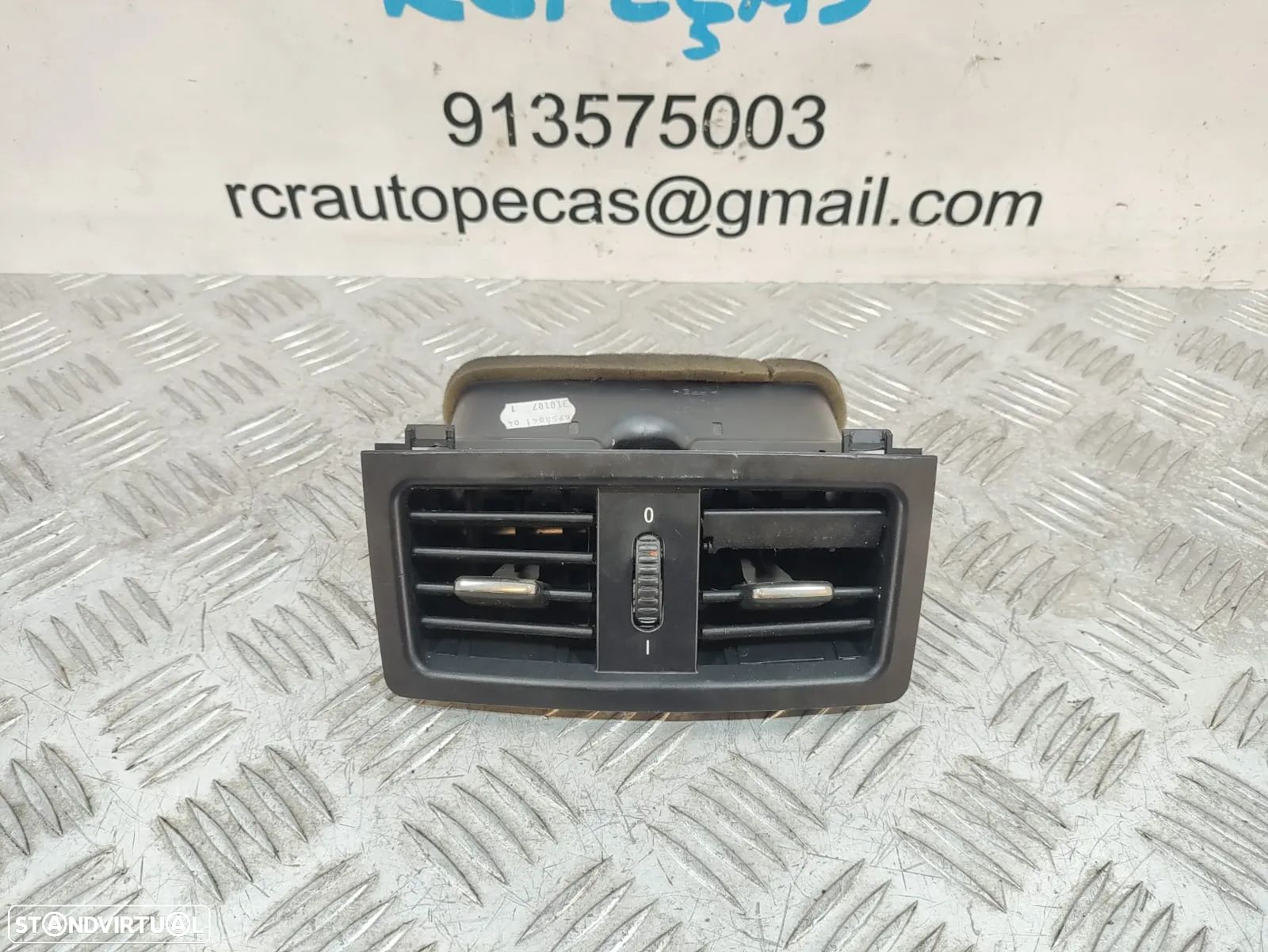 Difusor de ar consola central original BMW Serie 5 E60 E61 - 1