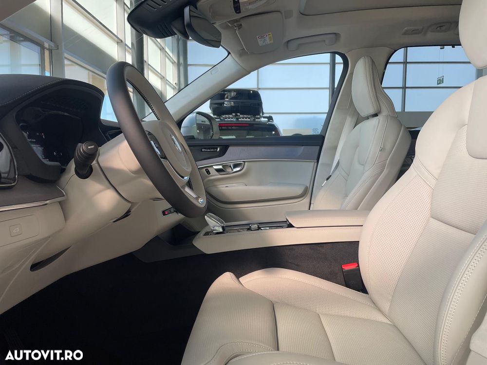 Volvo XC 90 B5 AWD MHEV Ultra Bright - 12