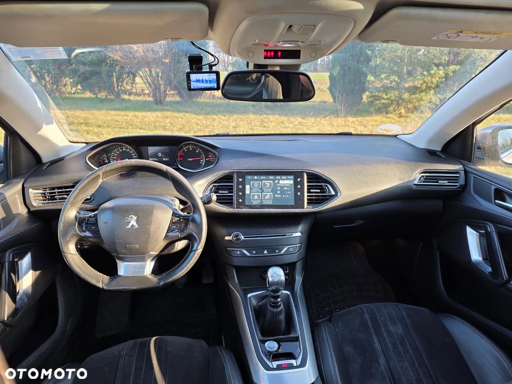 Peugeot 308 e-HDi 115 Stop & Start Allure - 8