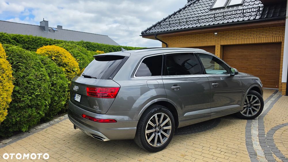 Audi Q7 - 21
