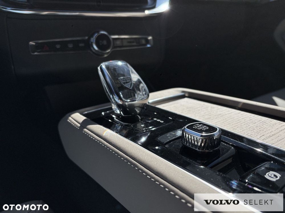 Volvo XC 90 - 12