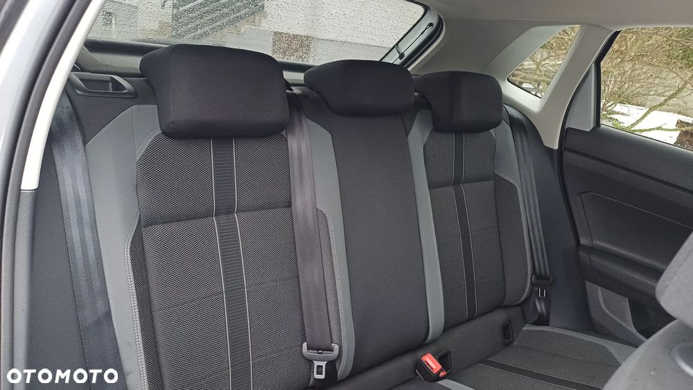 Volkswagen Polo 1.0 TSI OPF Highline - 23