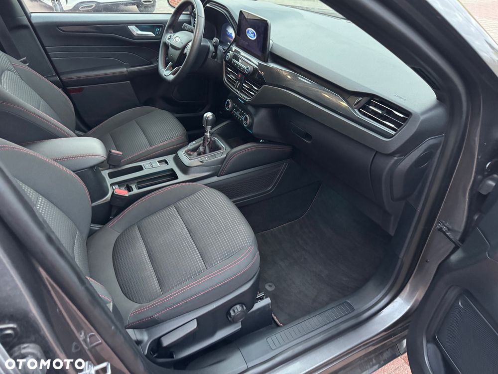 Ford Kuga 1.5 EcoBoost FWD ST-Line - 11