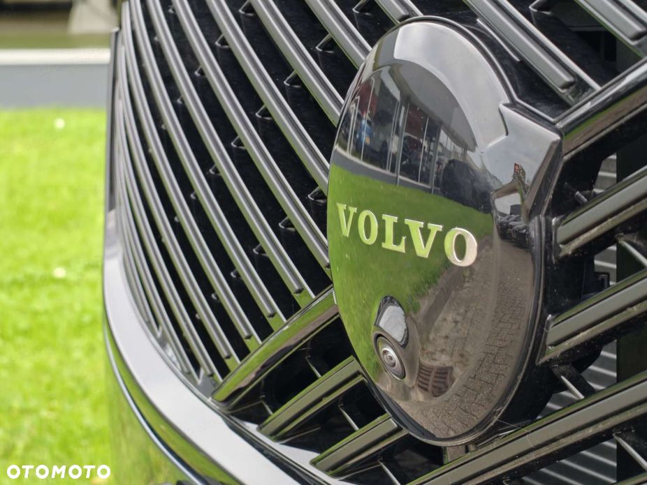 Volvo XC 90 B5 B AWD Ultra Black Edition 7os - 22
