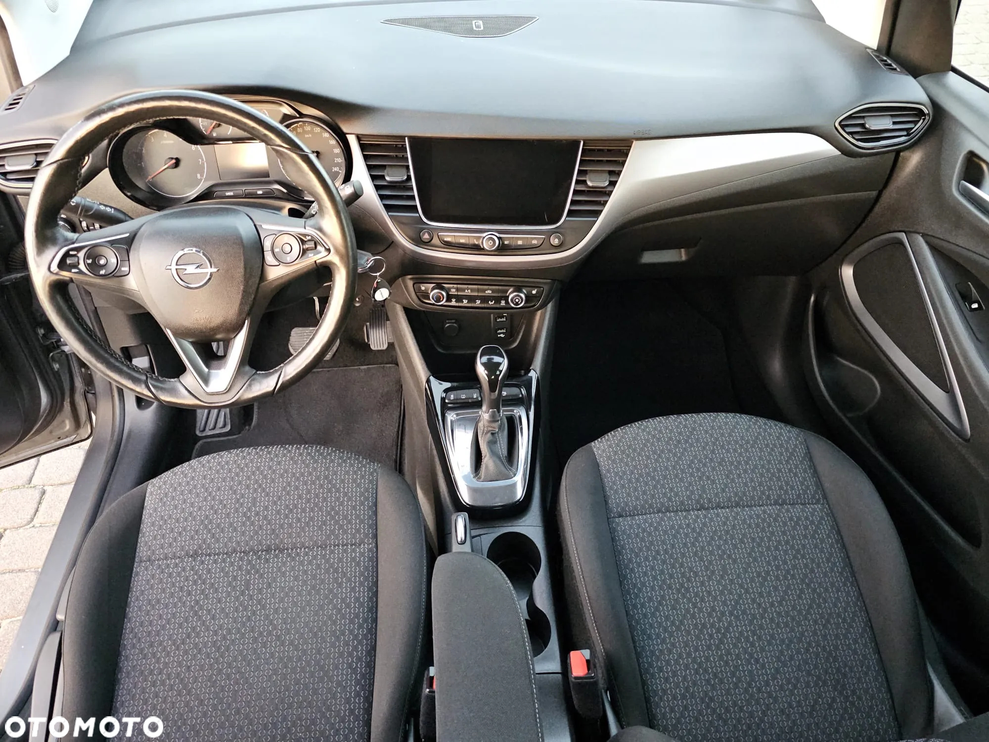 Opel Crossland X 1.2 T Enjoy S&S - 21