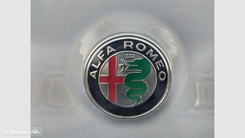 Alfa Romeo Giulia 2.2 D Super AT8 - 16