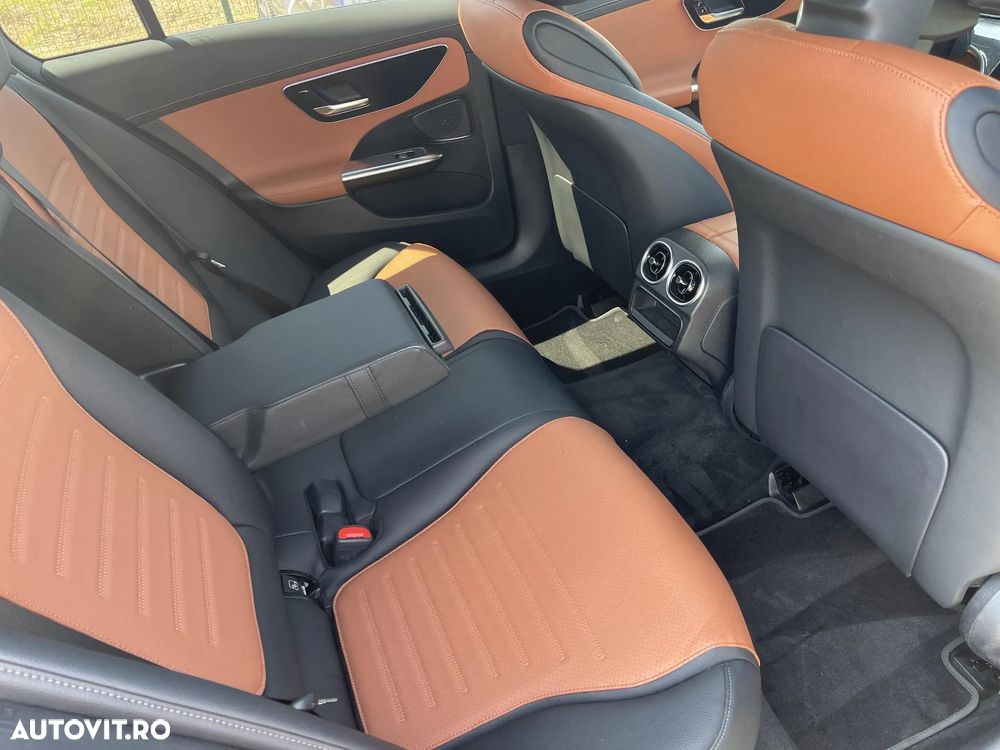 Mercedes-Benz C - 25