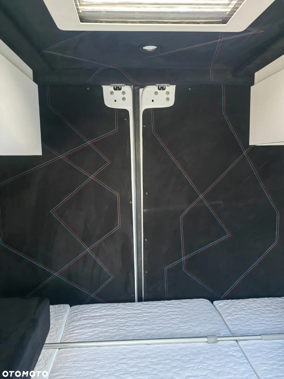 Mercedes-Benz Sprinter Campervan 4 os. Klima Postojowa VIP Napęd przedni - 32