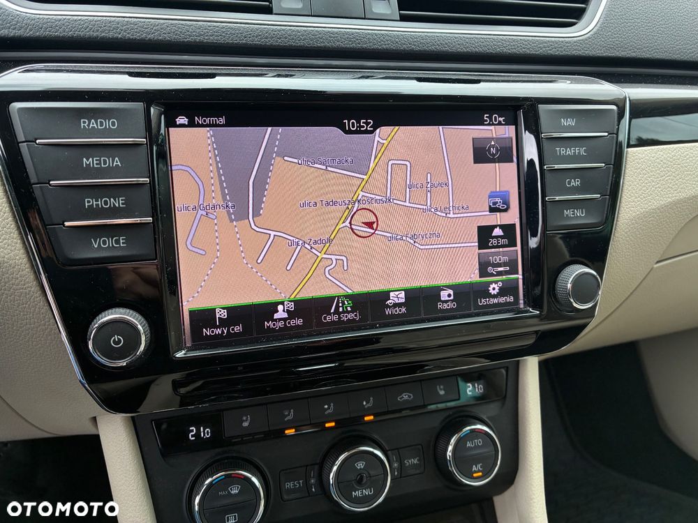 Skoda Superb 1.8 TSI L&K DSG - 24