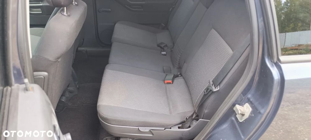 Opel Meriva - 13