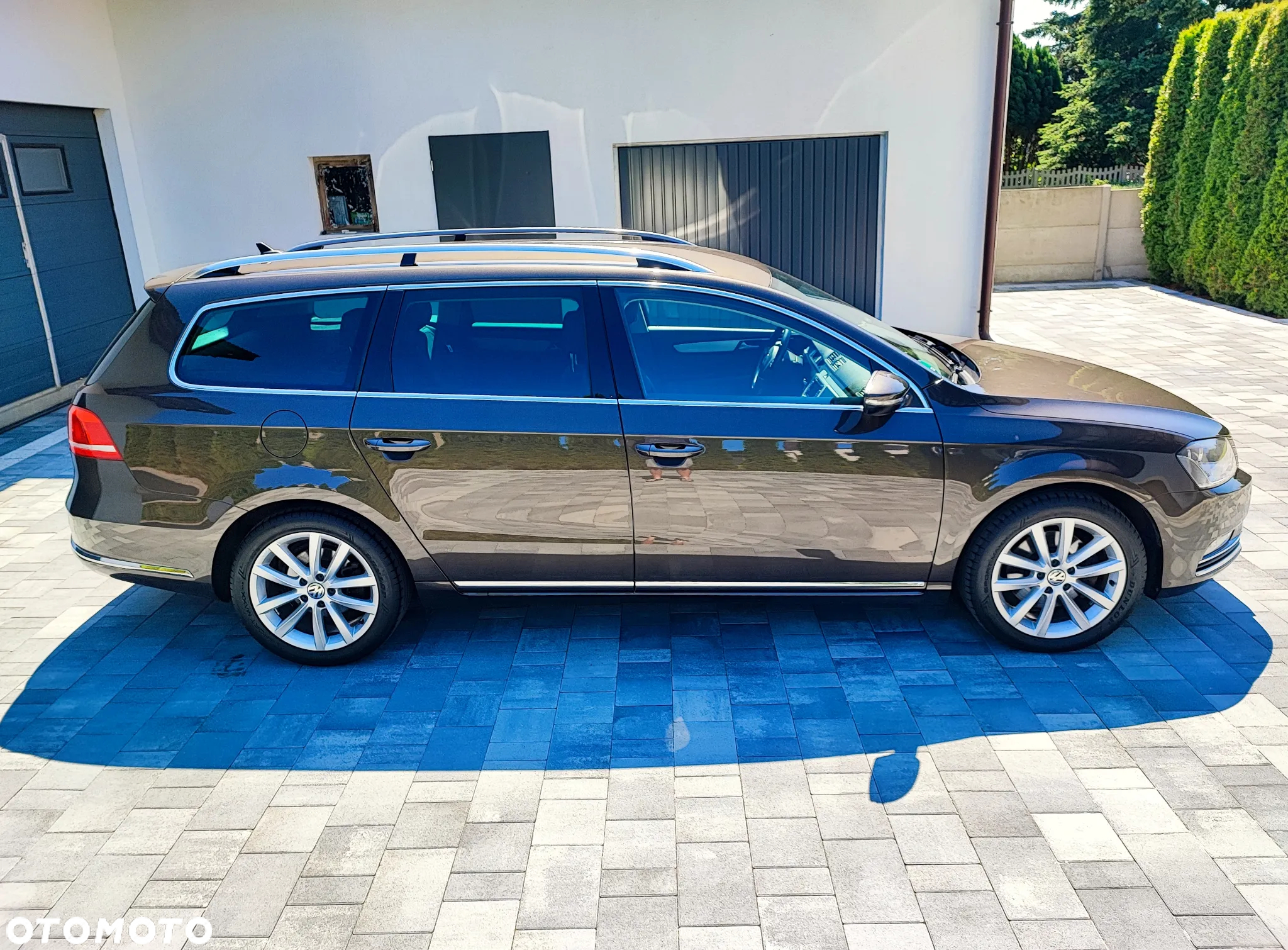 Volkswagen Passat Variant 2.0 TDI BlueMotion Technology Highline - 12