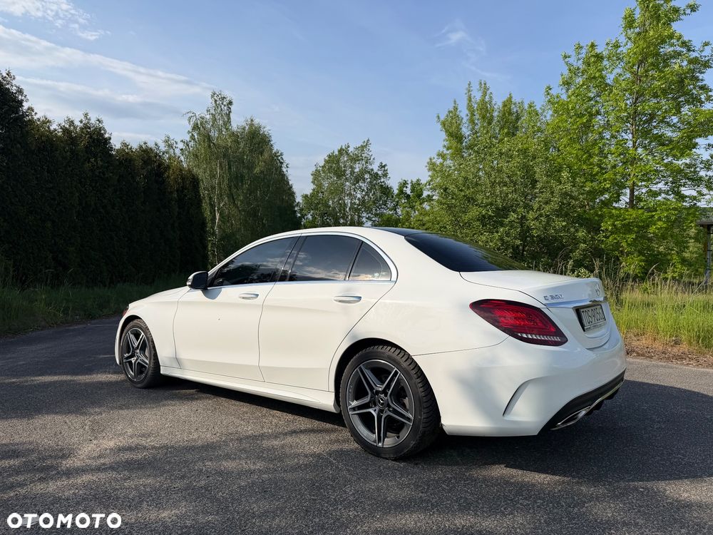 Mercedes-Benz Klasa C 300 9G-TRONIC AMG Line - 5