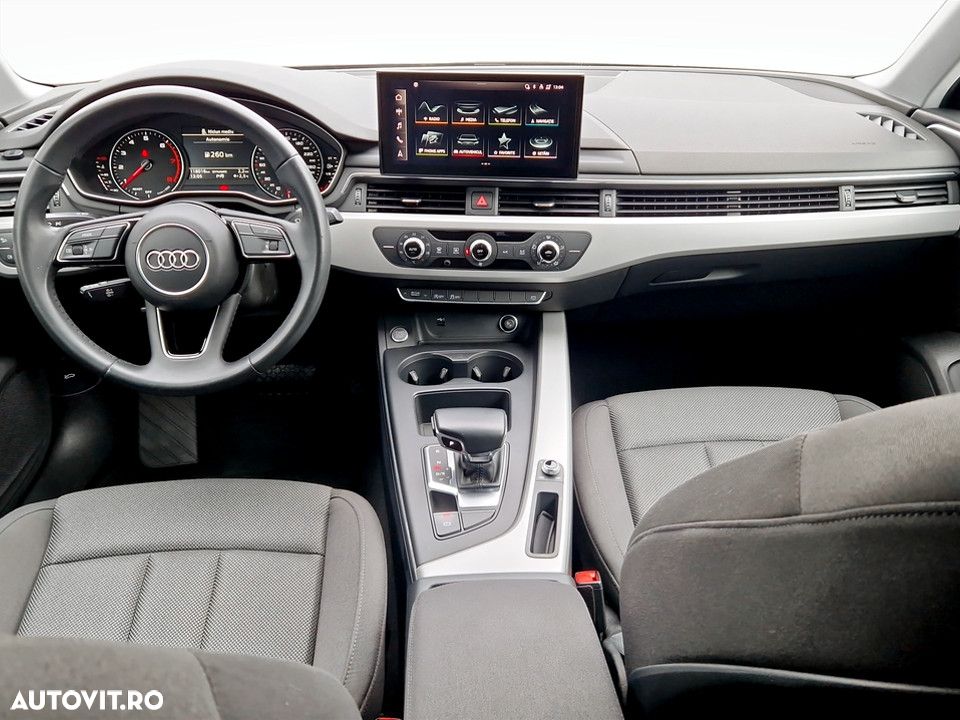 Audi A4 35 TFSI S tronic - 13